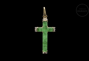 Colgante de oro amarillo de 18 kt con jade