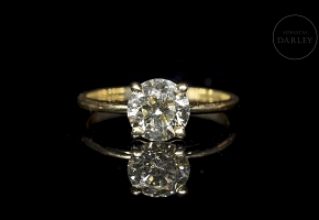 Anillo solitario en oro amarillo con diamante Fancy, 1.52 ct, certificado IGI