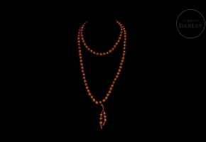 Collar de ciento ocho cuentas de semilla, dinastía Qing