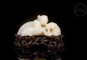 White jade figure of Hetian ‘Rams’, Qing dynasty
