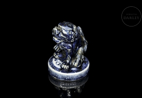 Blue and white porcelain “Foo lion” figurine, with Ming seal