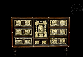 Bargueño de madera de fabricación valenciana, s.XX
