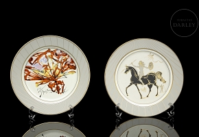 Salvador Dalí (1904-1989) Pareja de platos 