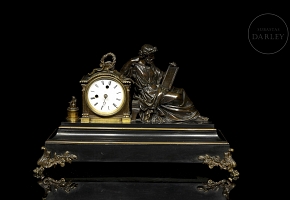 Reloj de sobremesa de estilo Imperio