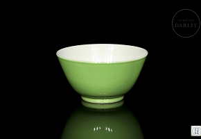 Cuenco de porcelana con esmalte verde, con marca Yongzheng