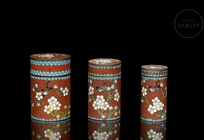 Tres recipientes de cloisonné, s.XX