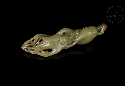 Figura de jade amarillo 