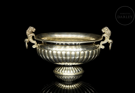 Centro de mesa de plata Mexicana con asas leoninas, Tane, s.XX