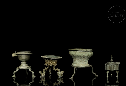 Cuatro antiguos objetos de bronce, Indonesia