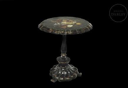 Mesa victoriana con incrustaciones de nácar, s.XX