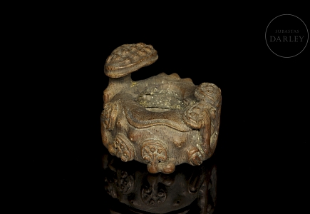 Recipiente para agua “Lingzhi” de madera tallada, dinastía Qing