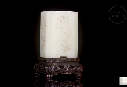 Porta pinceles de jade blanco de Hetian, dinastía Qing