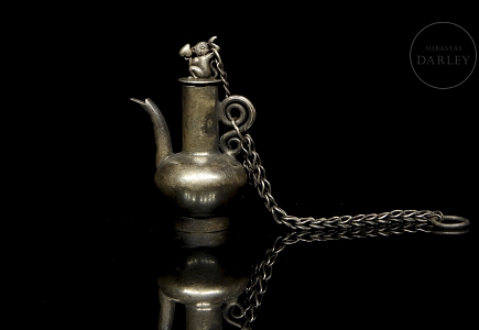 Pequeña jarra de plata 