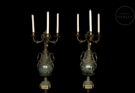 Pareja de candelabros estilo Luis XVI, s.XIX