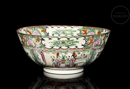 Cuenco de porcelana esmaltada “Escenas cortesanas”, Cantón, s.XX