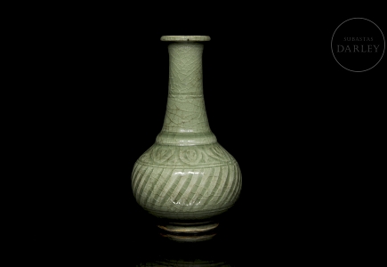 Jarrón de cerámica con esmalte celadón, dinastía Qing