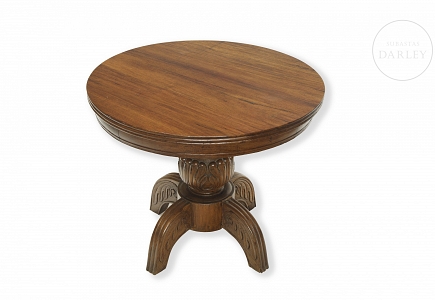 Mesa auxiliar de madera tallada, s.XX