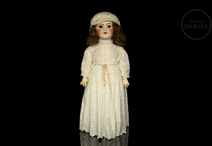 Muñeca de porcelana de SFBJ , París, c. 1920-1925