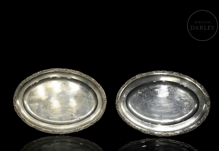 Dos bandejas de plata, s.XX