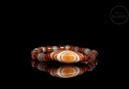 Antigua pulsera de cuentas y Dzi de ágata, dinastía Liao