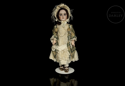 Muñeca de porcelana UNIS France, sello