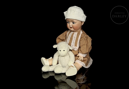 Muñeca de porcelana de carácter Heubach Köppelsdorf, Alemania, s.XX