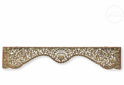 Cubre cortinas de madera lacada