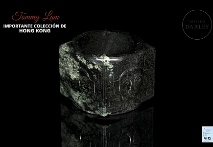 Talla de jade verde 