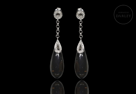 Pendientes de oro blanco de 18K con cuarzo fumé y diamantes