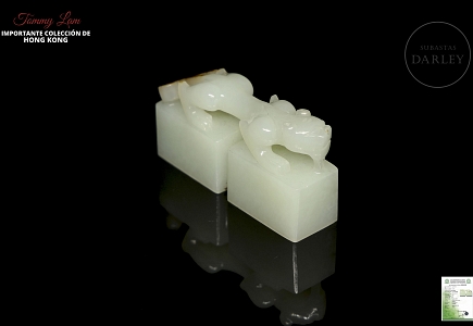 Doble sello de jade blanco 