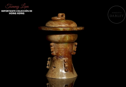 Lámpara de aceite de jade amarillo, periodo Reinos Combatientes