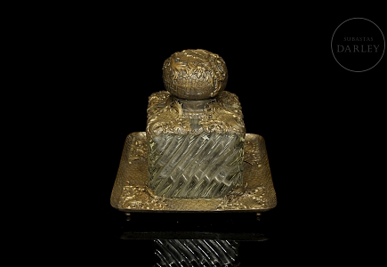 Gran escribanía de vidrio y bronce, siglo XVIII