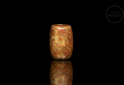 Cuenta de jade tallado, cultura Hongshan