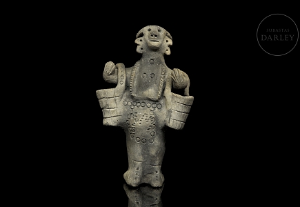 Figura de terracota de estilo prehispánico
