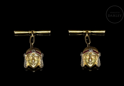 Gemelos de oro amarillo de 18 kt con esmaltes y brillantes