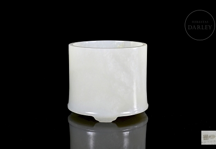 Bote para pinceles de jade blanco de Hetian, Dinastía Qing