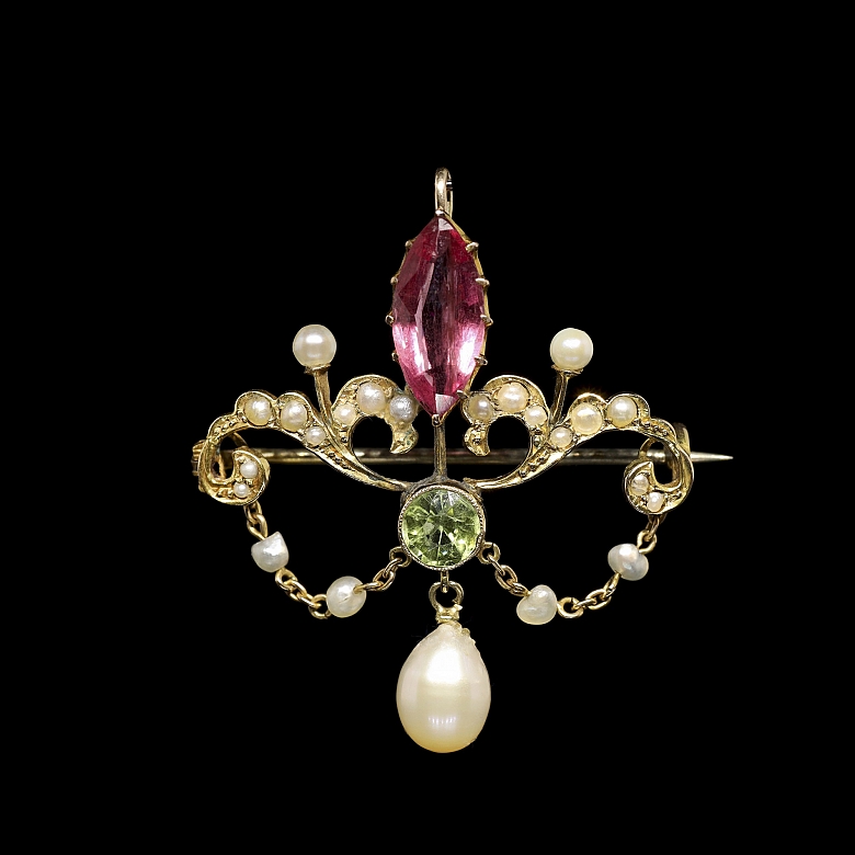 Broche-colgante de oro amarillo con turmalina, peridoto y perlas