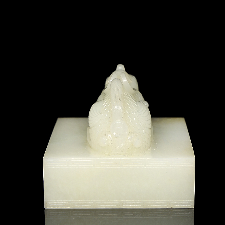 Sello de jade blanco tallado