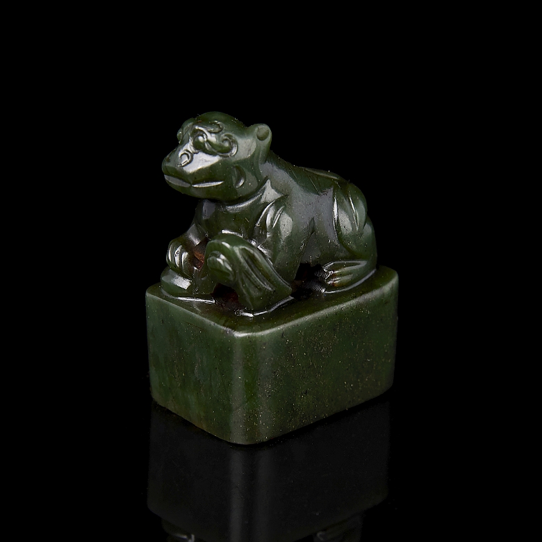 Spinach green jade seal ‘Beast’, Qing dynasty