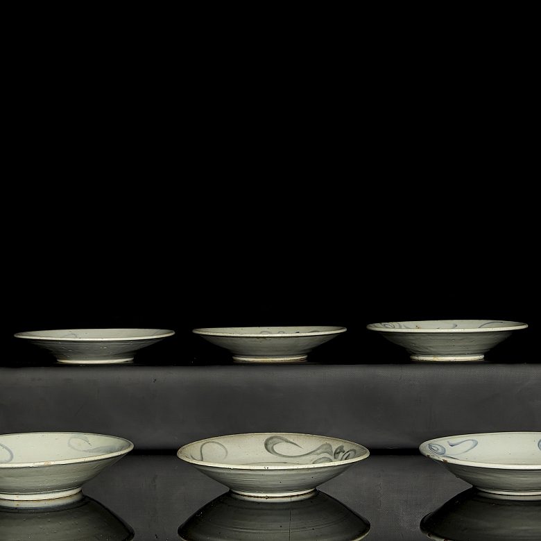Set of six glazed ceramic plates, Ming dynasty - 4