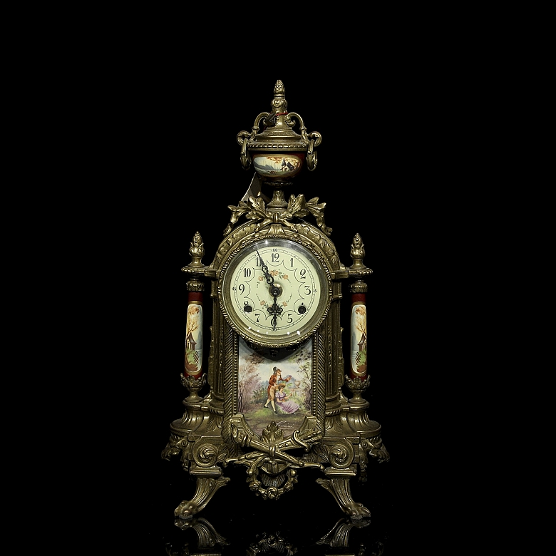 Reloj de sobremesa estilo Luis XVI, Francia, s. XIX-XX