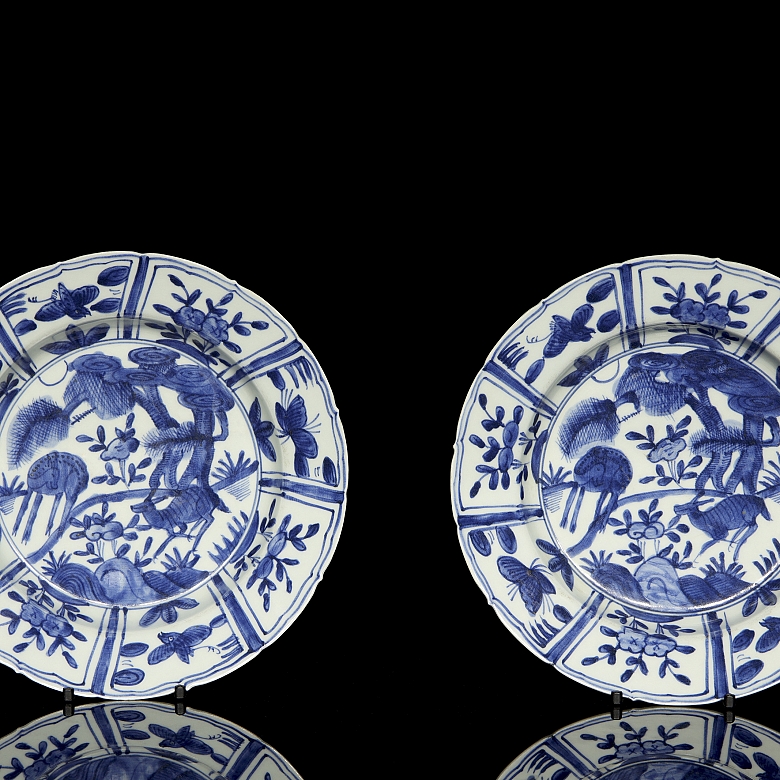 Pair of blue-and-white porcelain ‘Landscape’ dishes, Qing dynasty - 6