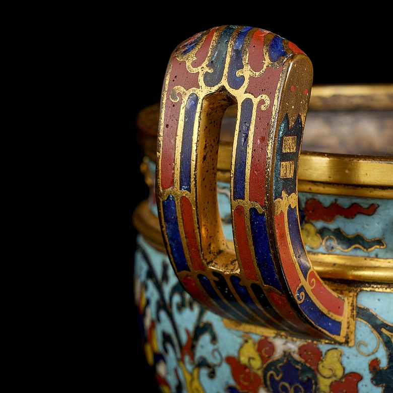Gilded bronze incense burner with cloisonné enamel, Qing dynasty