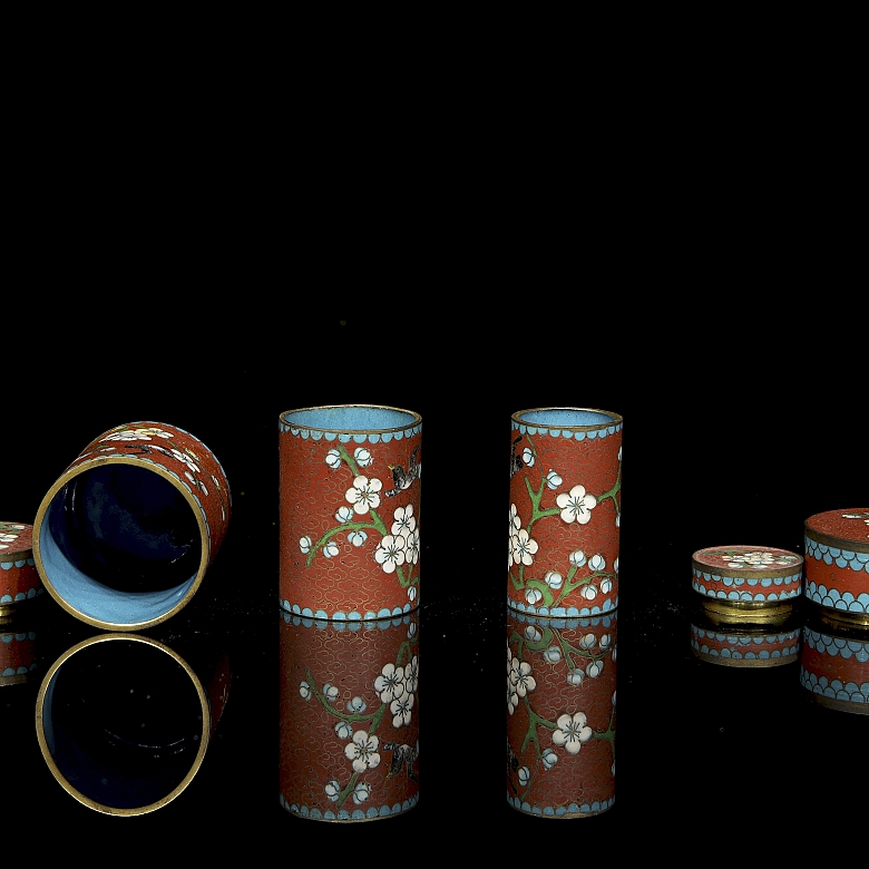 Tres recipientes de cloisonné, s.XX