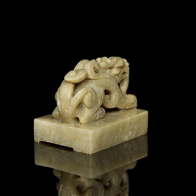 Sello de jade tallado 