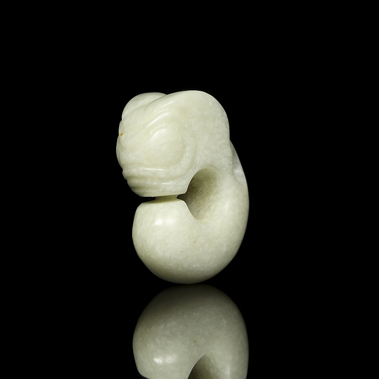 Colgante de jade blanco