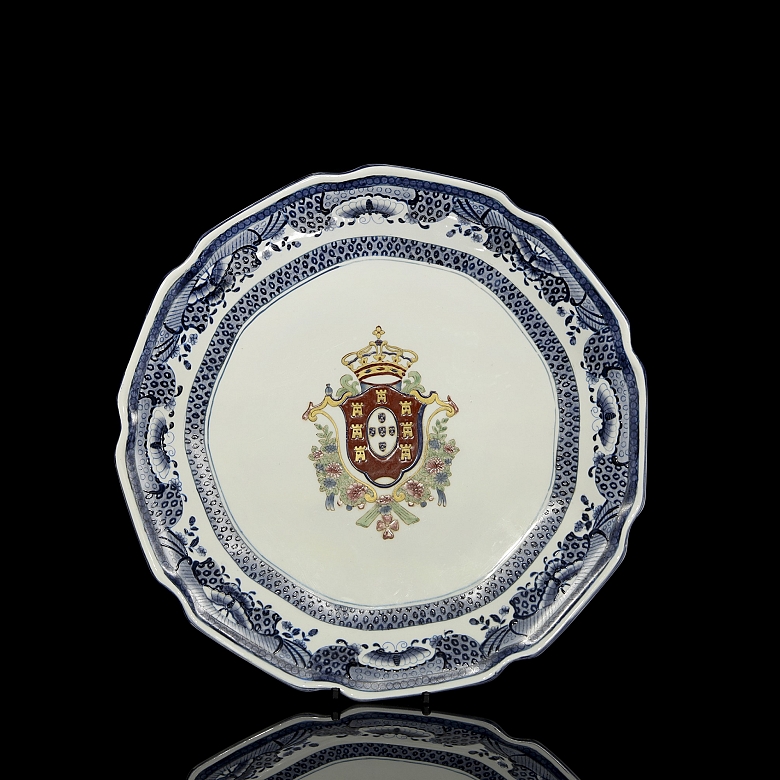 Plato de porcelana