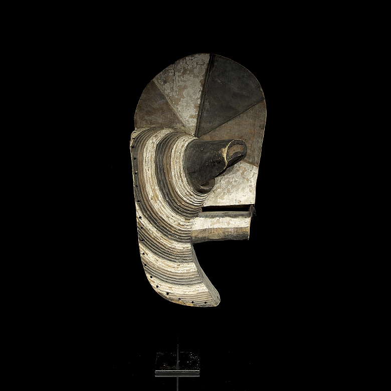 Máscara ceremonial Kifwebe (Kilume), R.D. del Congo, s.XX
