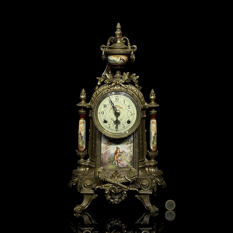 Reloj de sobremesa estilo Luis XVI, Francia, s. XIX-XX