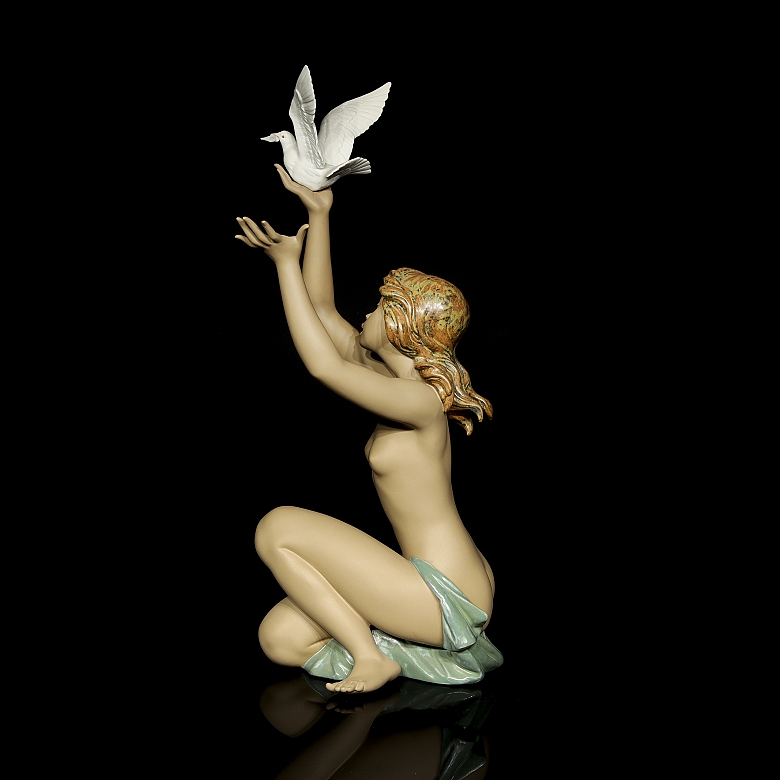 Lladró figurine, ‘Offer of Peace’